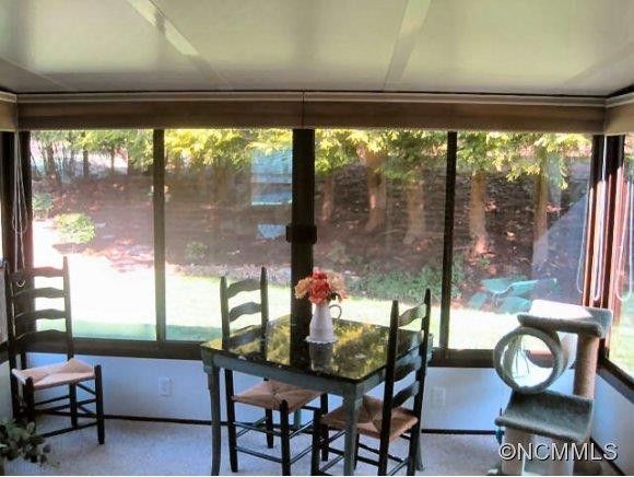 218 Resada Dr - Photo 6