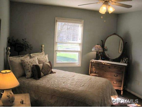 218 Resada Dr - Photo 7