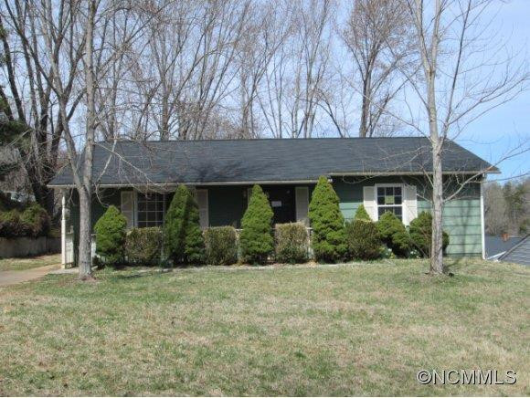 22 Mount Carmel Dr