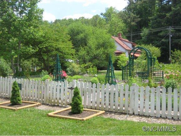 102 Timber Drive - Photo 24