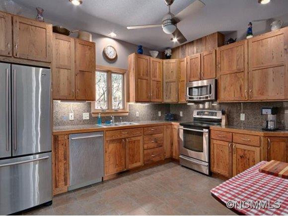 879 LOST COVE ROAD - Photo 7