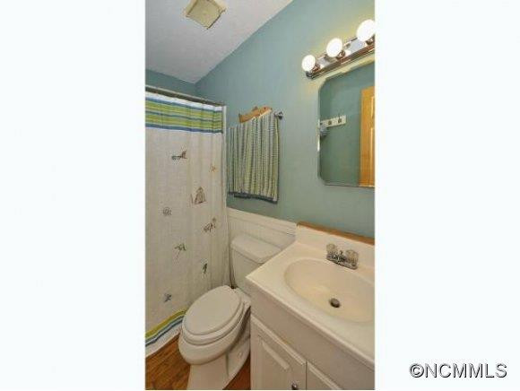 205 MEADOW WOODS DRIVE - Photo 11