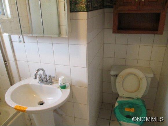 52 North Main St - Photo 11