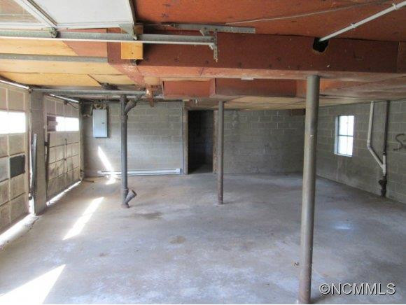 52 North Main St - Photo 14
