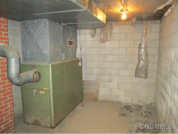 52 North Main St - Photo 16