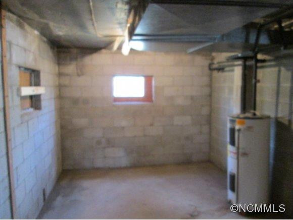 52 North Main St - Photo 17