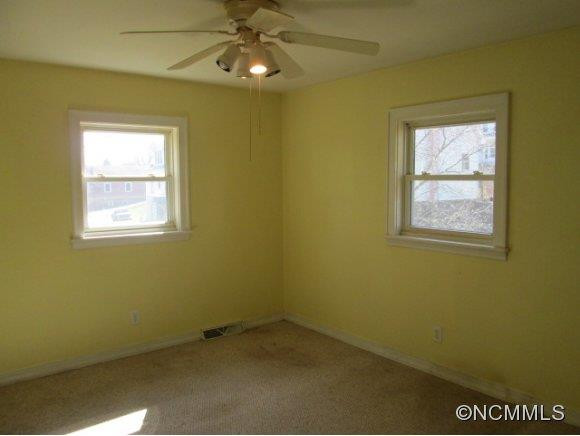 52 North Main St - Photo 8