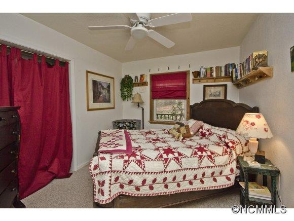 111 West Brook Street - Photo 11