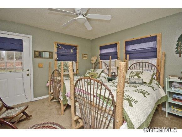 111 West Brook Street - Photo 14