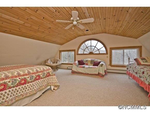 111 West Brook Street - Photo 15