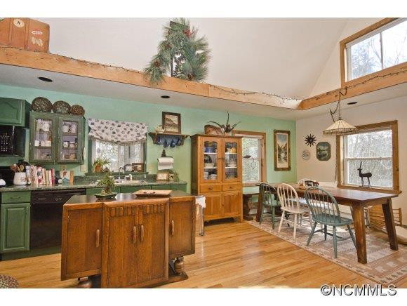 111 West Brook Street - Photo 9