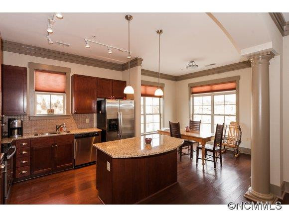 42 Schenck PKWY #306 - Photo 20