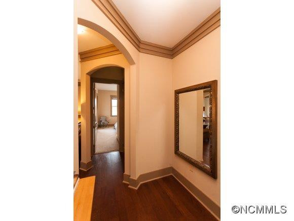 42 Schenck PKWY #306 - Photo 3
