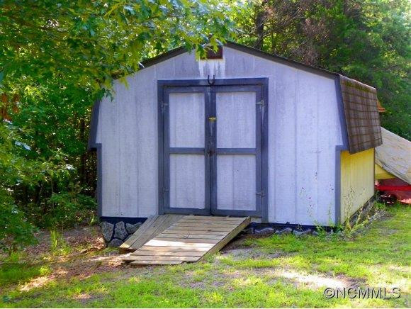 472 Brooks Lake Road - Photo 3