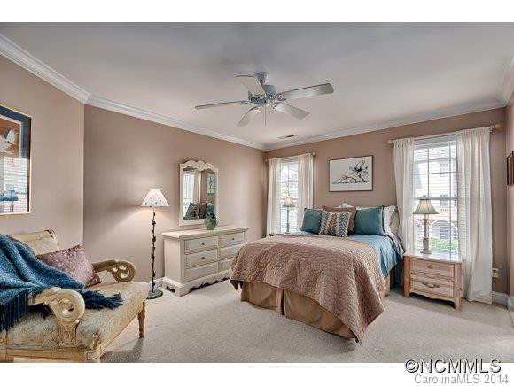 1120 Burnside - Photo 14