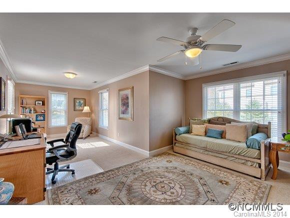 1120 Burnside - Photo 7