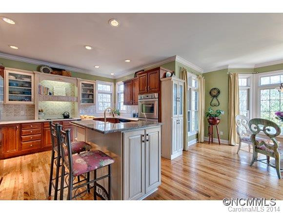 1120 Burnside - Photo 8