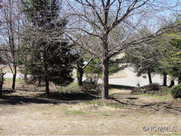11 Eastway St - Photo 12