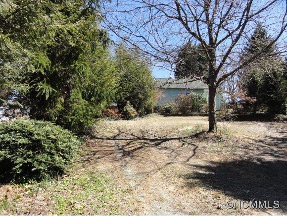 11 Eastway St - Photo 13