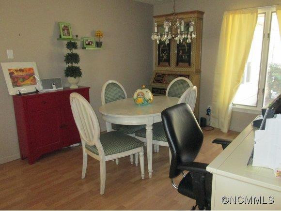 17 Reynolda Dr - Photo 16
