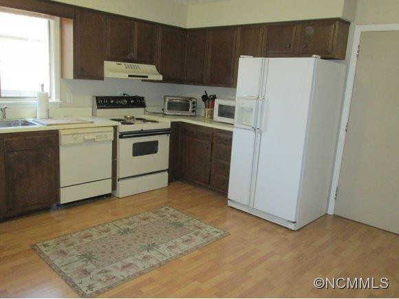 17 Reynolda Dr - Photo 8
