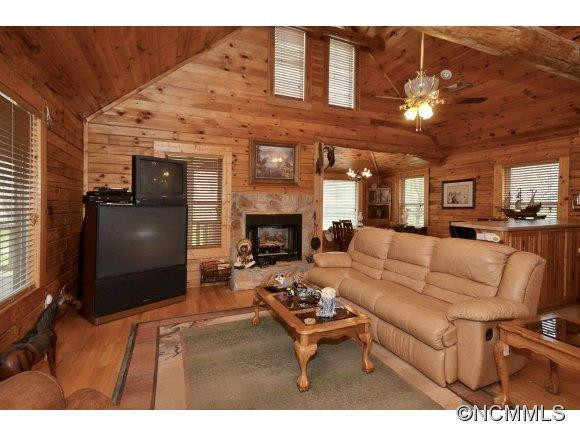 24 FREEMAN KNOLLS DRIVE - Photo 2