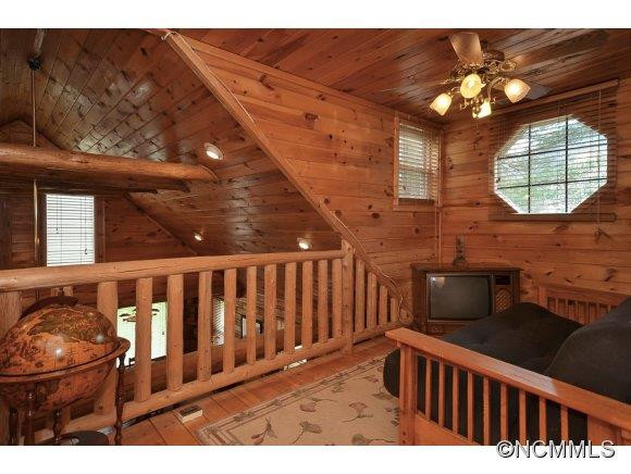 24 FREEMAN KNOLLS DRIVE - Photo 9