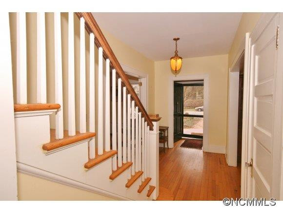 315 Montford Av - Photo 11