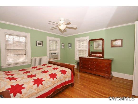 315 Montford Av - Photo 12
