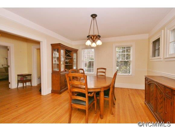 315 Montford Av - Photo 4