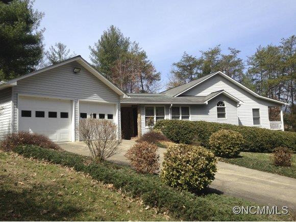 82 Briarcliff Drive