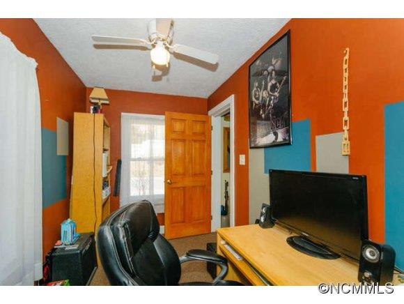 150 Murdock - Photo 8