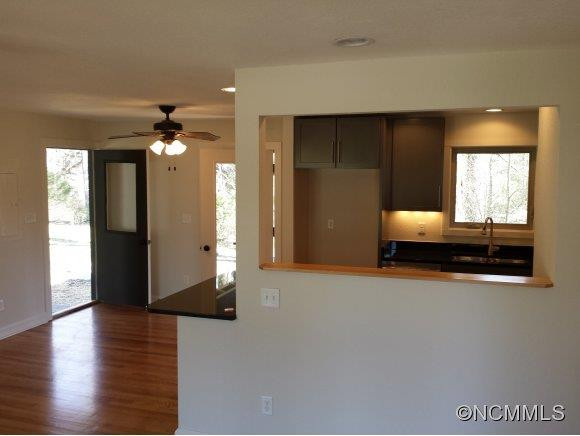 78 Robinson Avenue - Photo 12