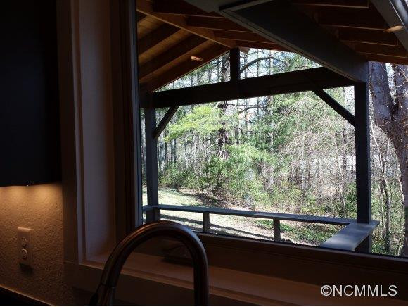 78 Robinson Avenue - Photo 17
