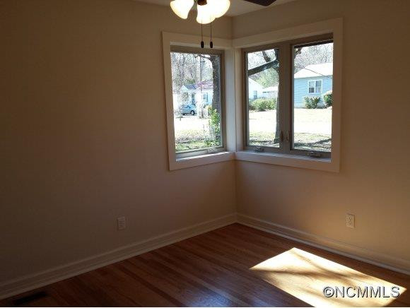 78 Robinson Avenue - Photo 18