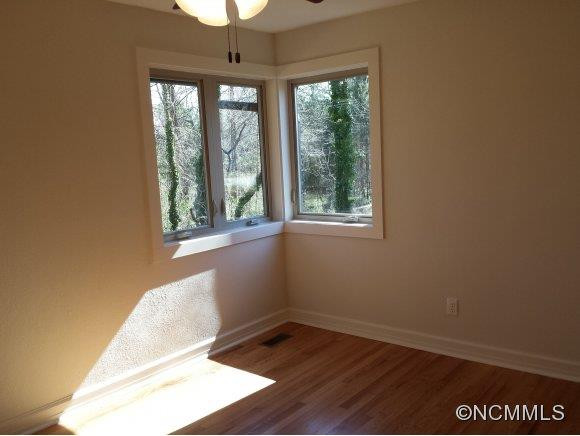 78 Robinson Avenue - Photo 19