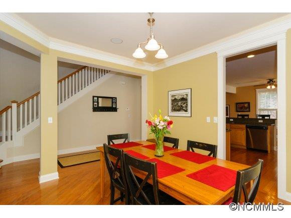 112 Mountain Drive - Photo 7