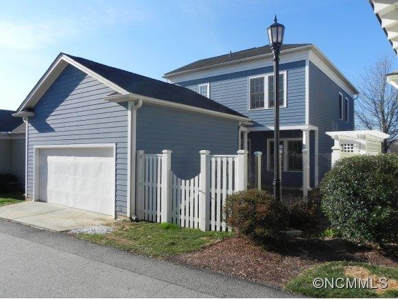 210 Leucothoe Lane - Photo 18