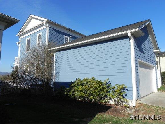 210 Leucothoe Lane - Photo 19