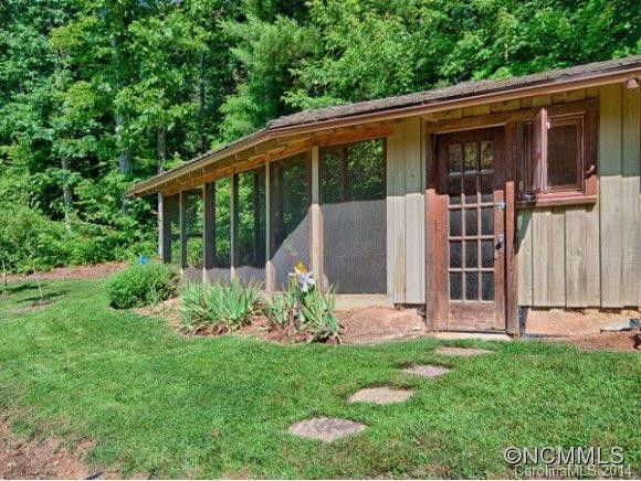 2 WOODMERE LANE - Photo 23