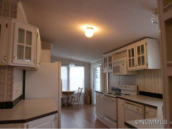 221 White Ashe Circle - Photo 6