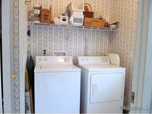 221 White Ashe Circle - Photo 7