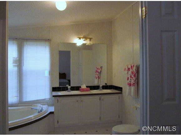 221 White Ashe Circle - Photo 10