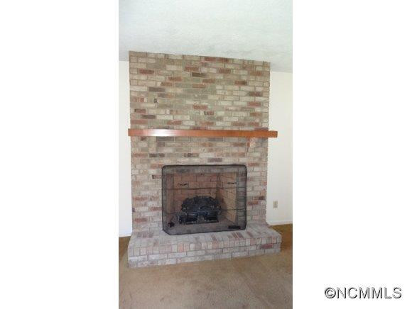 48 CLEMENT HILL DRIVE - Photo 4