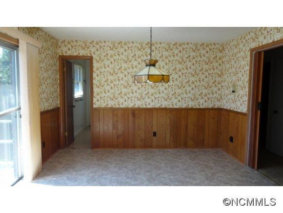 48 CLEMENT HILL DRIVE - Photo 7