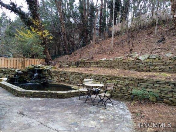 11 MAPLEWOOD RD - Photo 5