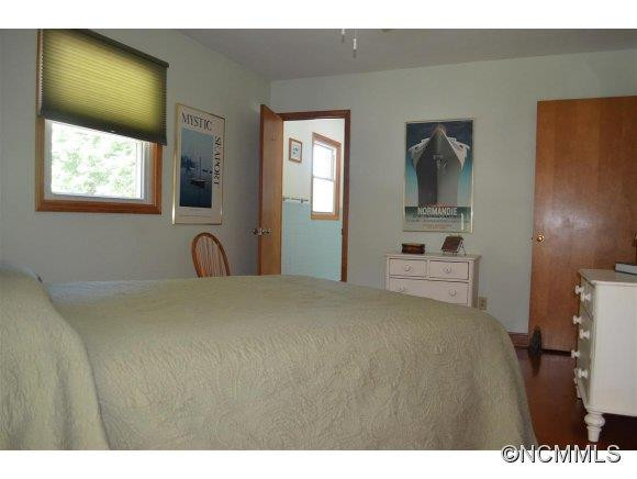 211 Bee Ridge Road - Photo 13