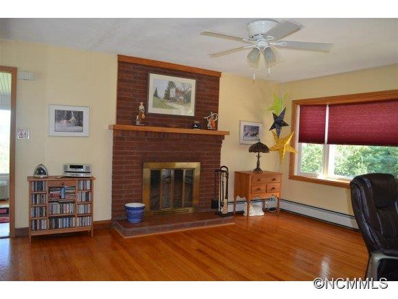 211 Bee Ridge Road - Photo 5