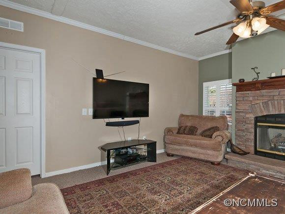 11 East Mountain Way - Photo 4