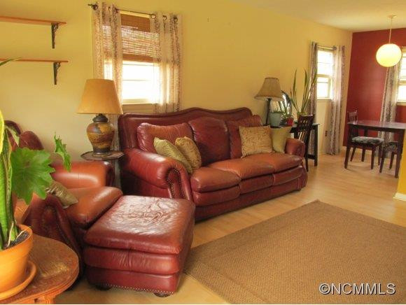 15 Allison Ct - Photo 3